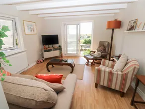 Family-friendly cottage with garden | Pets allowed - Image 3