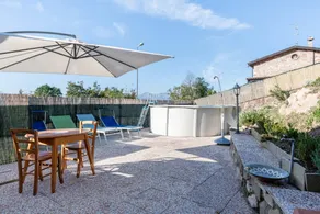 Splendida casa totalmente attrezzata con piscina privata, giardino e terrazza | Vista sul giardino | Ammette animali domestici - Image 2