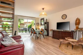 Holiday Home 'Upton 2 - Arradon Golfe Du Morbihan' with Private Terrace, Garden & Wi-Fi - Image 3