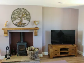 Cottage with barbeque & garden - Image 2