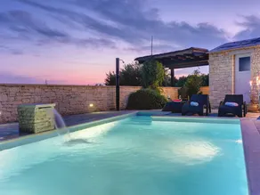 House with sauna, jacuzzi & barbecue - Image 2