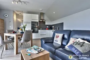 Gite with garden, terrace & heated pool | Sea view - Image 5