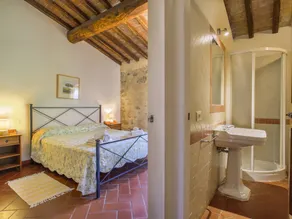 Vintage Holiday Home with Swimming Pool in Montorsoli - Image 5
