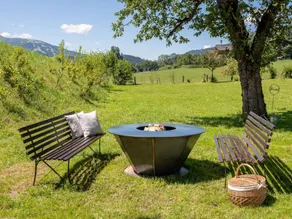 Holiday home with BBQ, garden & terrace | Nature view - Image 4