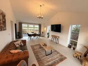 Family-oriented wonderful cottage with garden & jacuzzi | Pet-friendly - Image 4