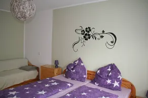 Holiday apartment with terrace, garden & barbeque | Garden view - Image 3