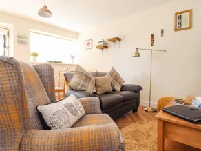 Family-oriented beautiful cottage with garden | Pets allowed - Image 4