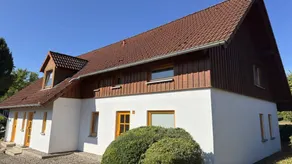 Holiday home with terrace, garden & pool - Image 2