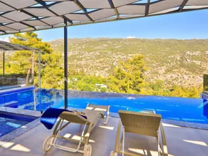 Fully equipped holiday home with barbecue, terrace & private pool - Image 4