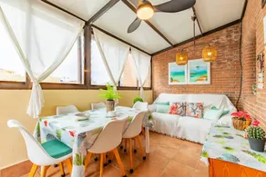 Appartement avec terrasse, internet haut débit et barbecue | Vue montagne - Image 3