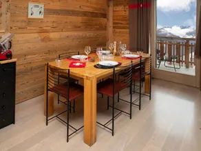 Family-friendly charming apartment with terrace | Ski nearby - Image 5