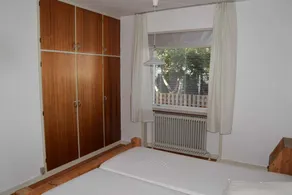 Villa with terrace, BBQ & garden - Image 4