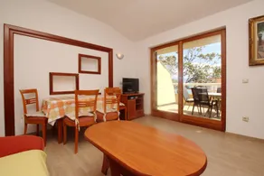 Nice holiday apartment with terrace | Sea view | Beach nearby - Image 4