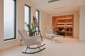 Voll ausgestattete Villa mit privatem Pool, Garten und Sauna - Image 3