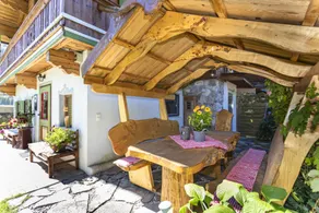 Holiday home with garden, terrace & barbecue - Image 4