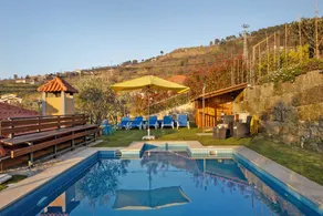 Masseria accogliente e familiare con griglia, piscina privata e giardino | Vista sulla montagna | Perfetta per il lavoro da remoto - Image 3