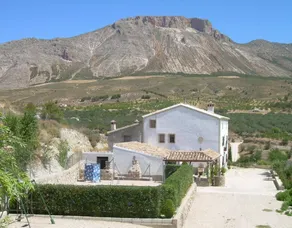 Holiday home with barbecue, garden & private pool | Mountain view - Image 3