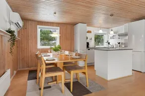 House with barbecue - Image 3