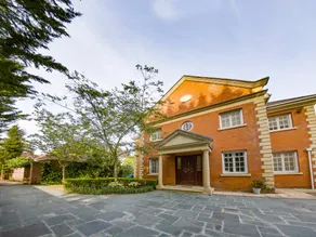Cottage with pool, garden & hot tub - Image 3