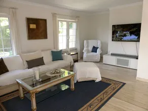 Voll ausgestattetes großzügiges Ferienhaus mit Terrasse, Garten und Pool | Meerblick | Nah am Strand - Image 5