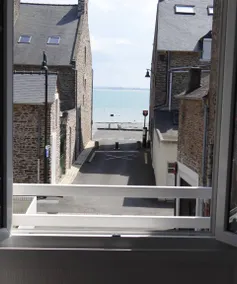 Child-friendly pleasant holiday home with terrace & garden | Garden view | Close to the beach | Dogs allowed - Image 5