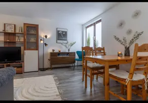 Apartment with garden, terrace & barbecue - Image 2