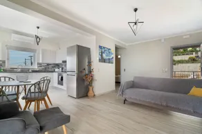 Agréable appartement | Vue mer | À côté de la plage | Parfait pour le travail à distance - Image 5