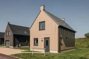 Child-friendly big house with pool, garden & barbecue - Image 3