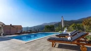 Family-friendly spacious villa with garden, terrace & private pool | Pets are welcome - Image 3