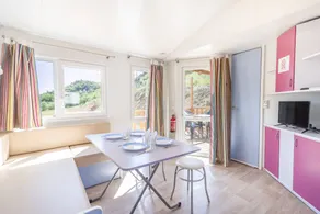 Mobilheim mit Terrasse, Garten und Pool | Bergblick | Perfekt für die Arbeit von Zuhause - Image 3