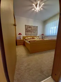 Holiday apartment with heated pool & garden | Lake view - Image 5