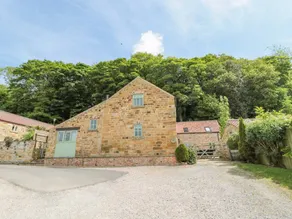 Family-friendly lovely cottage with garden - Image 2