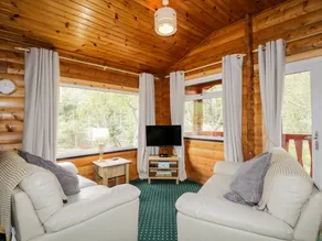 Cottage with garden | Pet-friendly - Image 2