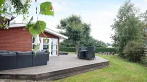 Holiday home with hot tub, barbeque & sauna | Next to the beach | Pet-friendly - Image 5
