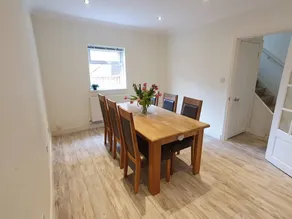 Dedicated room with garden - Image 5