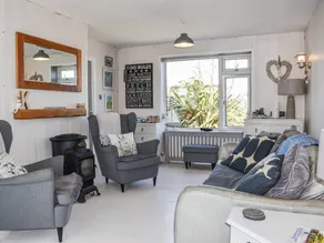 Cottage with barbecue & garden | Beach view - Image 2
