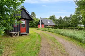 House with barbeque & terrace - Image 3