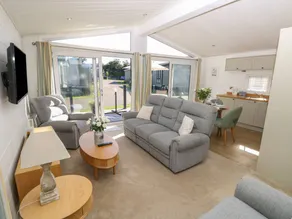 Cottage with garden & pool | Beach view - Image 5
