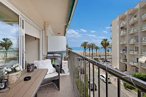 Fully equipped charming holiday apartment with garden | Sea view | Close to the beach - Image 3