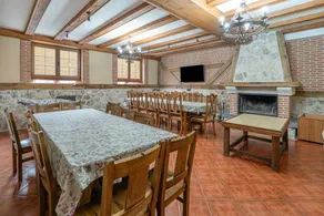 La Casona De Cuéllar: Rural House for Groups with Pool in Segovia - Image 5