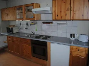 Flat with terrace & BBQ - Image 5