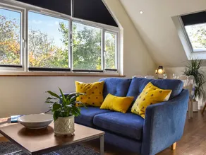 Family-friendly cottage with barbecue & garden | River view - Image 3