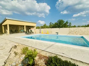 Family-friendly beautiful holiday home with terrace, garden & BBQ | Pets are welcome - Image 3