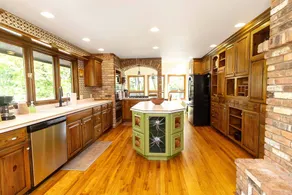 Orchard Oasis home - Image 2