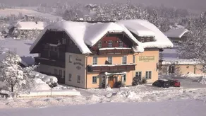 Holiday apartment with garden | Mountain view | Good for workation - Image 2