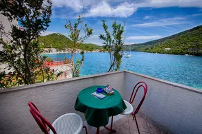 Apartments Malo Lago - One-Bedroom Apartment with Balcony and Sea View - 2nd floor (Apartment 4) - Image 2