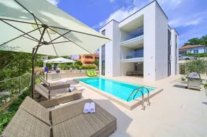 Wunderschöne Ferienwohnung mit Terrasse, beheiztem Pool und Grill | Stadtblick | Strand in der Nähe - Image 4