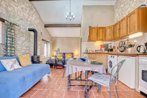 Familienorientiertes Studio mit Grill, Pool und Terrasse | Gartenblick | Haustiere erlaubt - Image 4