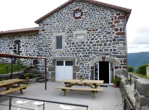 Cottage with garden, barbecue & terrace | Mountain view - Image 2