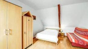Fully equipped lovely house with barbecue, terrace & garden | Pet-friendly - Image 3
